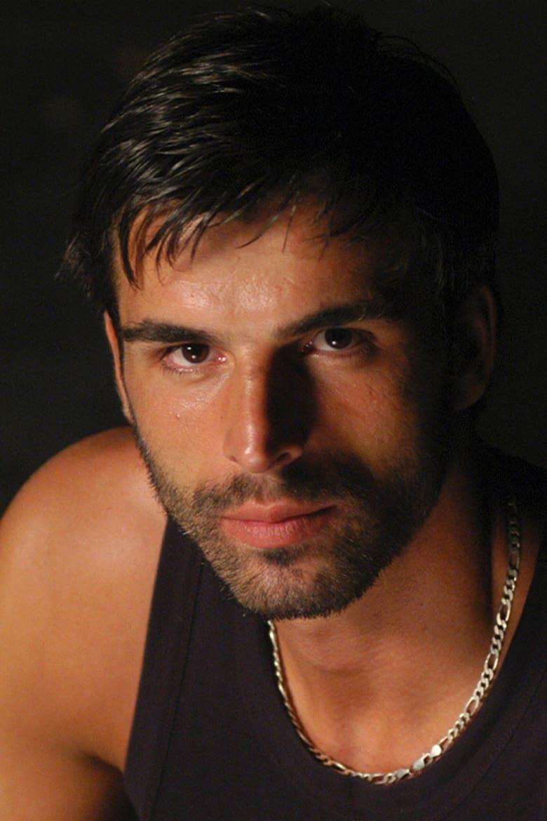 Mehmet Akif Alakurt About Entertainment Ie