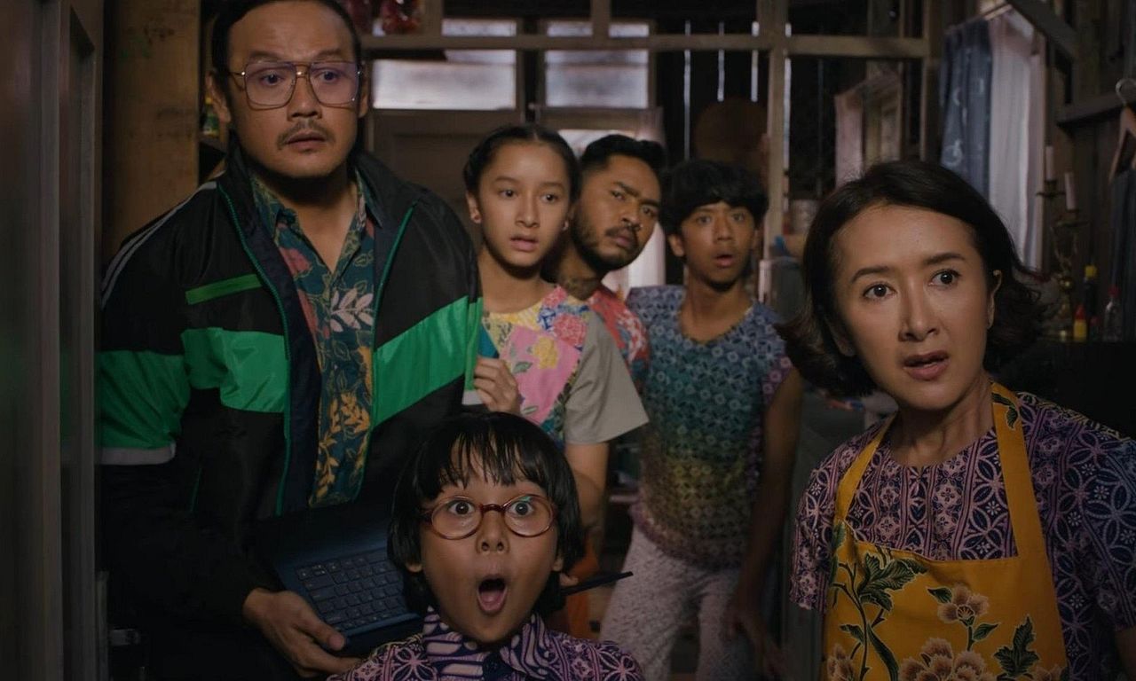 header image for Keluarga Super Irit