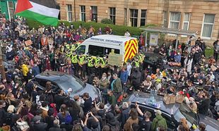 Everybody to Kenmure Street