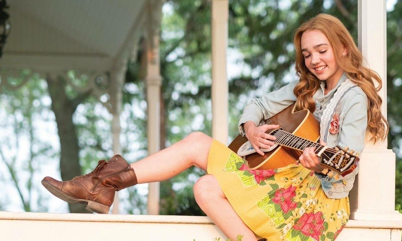 header image for Holly Hobbie