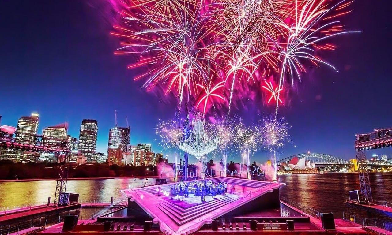 header image for La Traviata: On Sydney Harbour