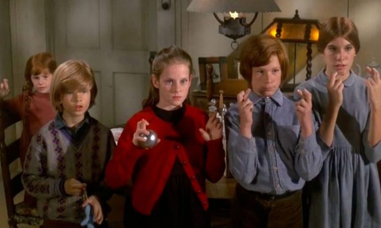 The Homecoming: A Christmas Story - Where to Watch and Stream Online