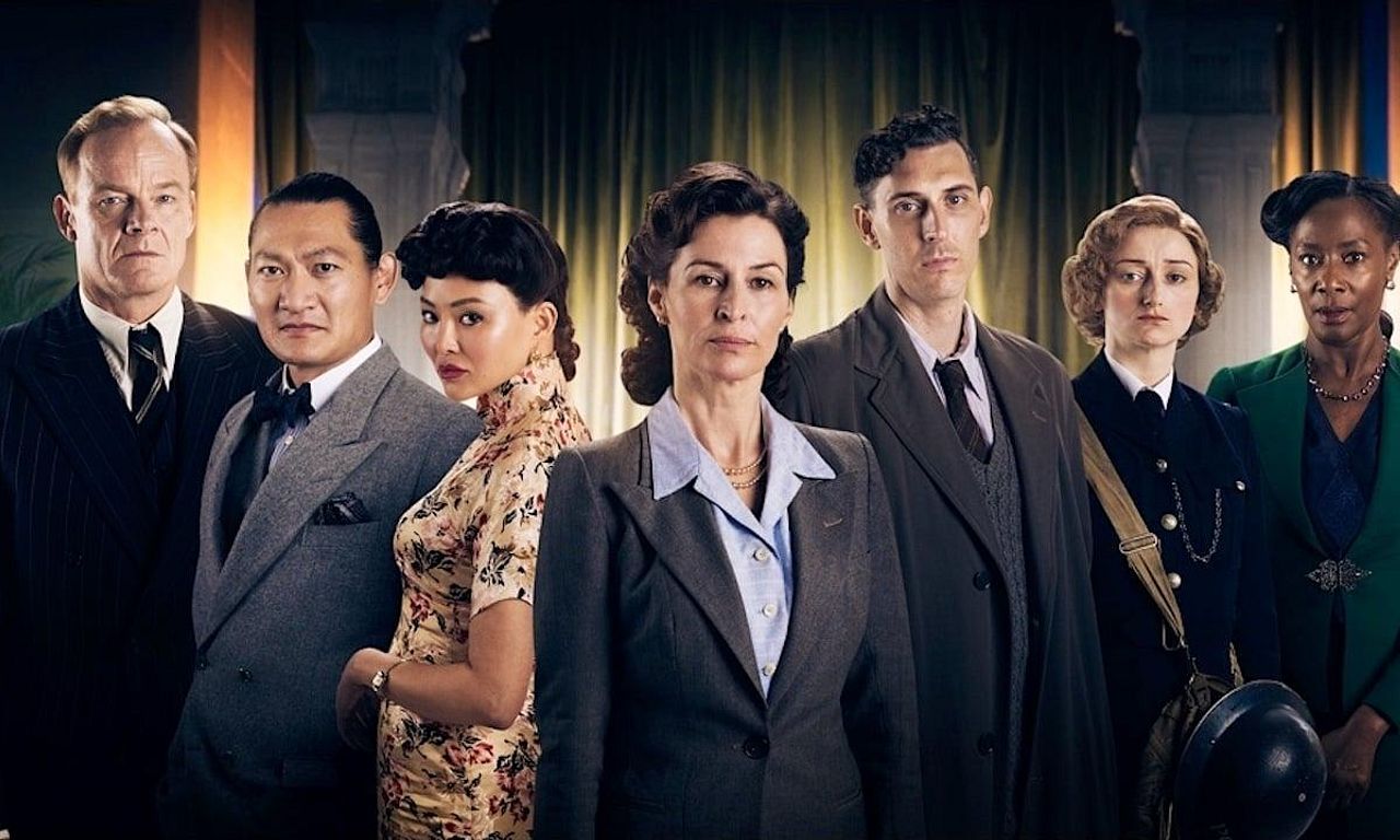 header image for Agatha and the Midnight Murders