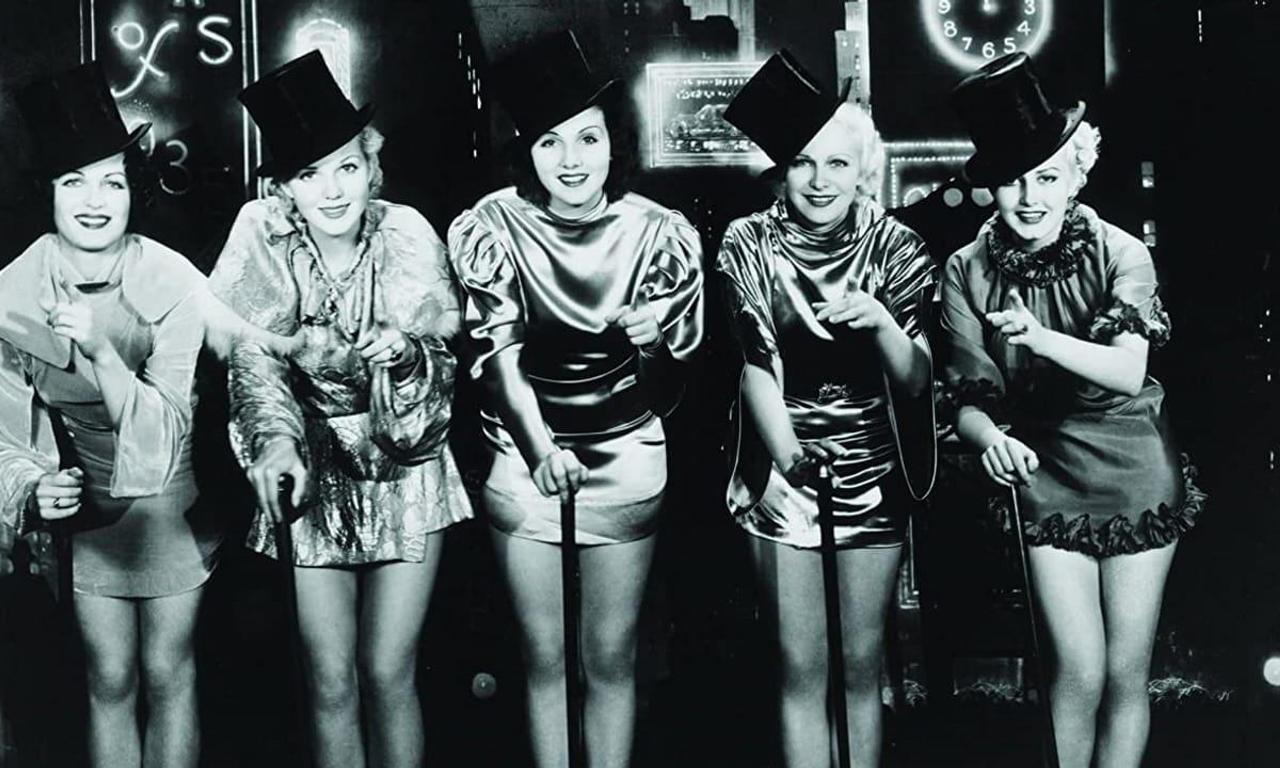 Scene from GOLD DIGGERS OF 1935, fashion
