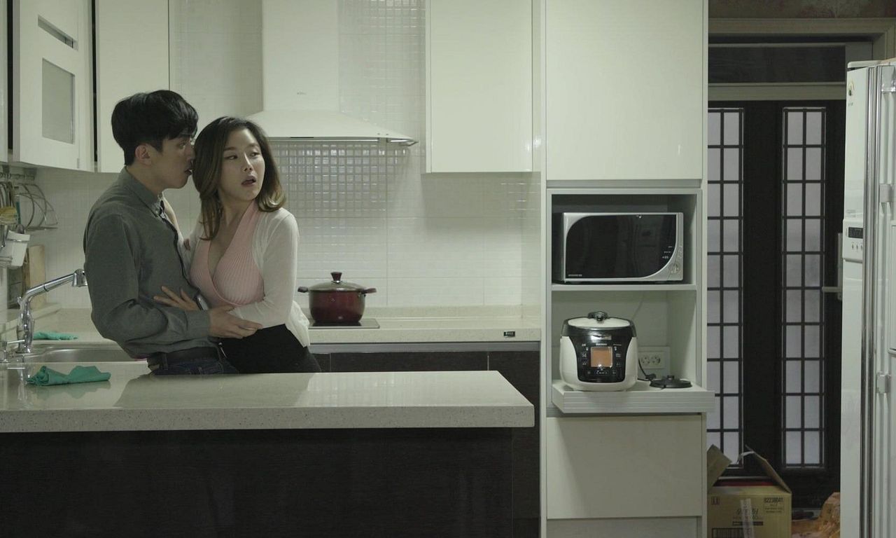 header image for My Girlfriend's Mother 2