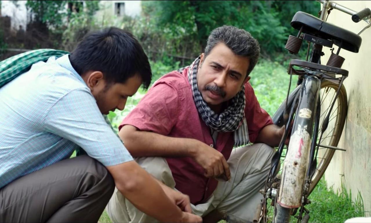 Blackboard vs Whiteboard Where to Watch and Stream Online