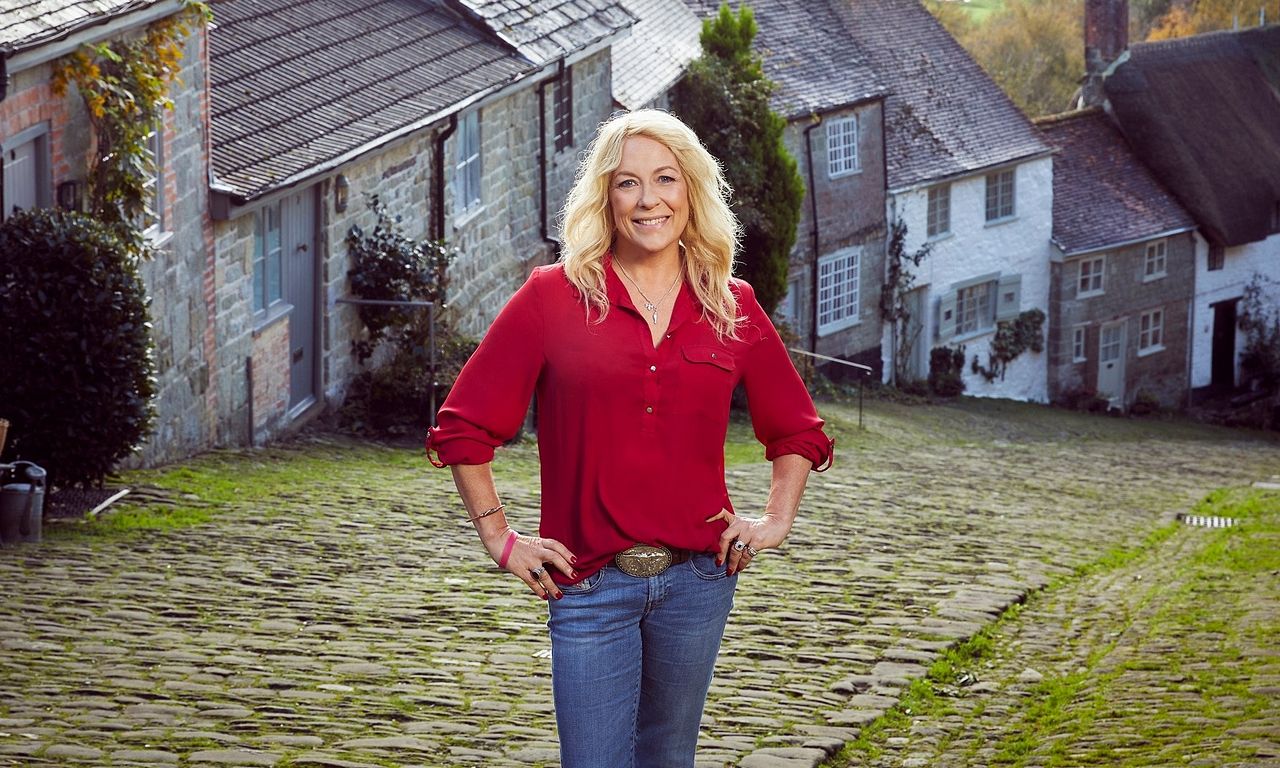 header image for Sarah Beeny's New Country Lives