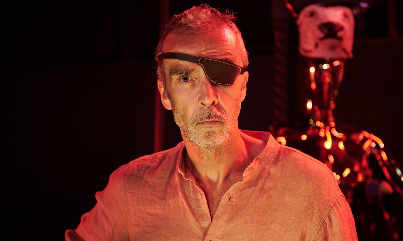 header image for A Gangster's Kiss