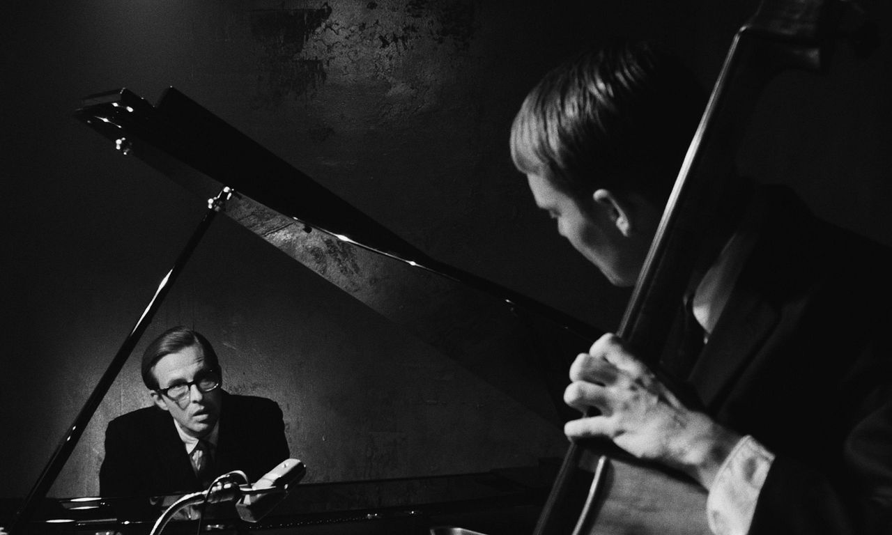 header image for Everybody Digs Bill Evans