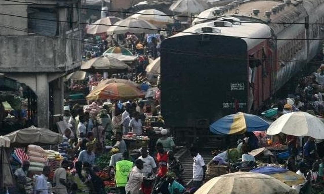 header image for Bombay Railway