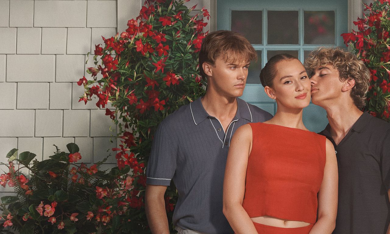 header image for The Summer I Turned Pretty