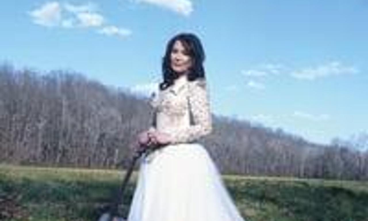 header image for Loretta Lynn: Still a Mountain Girl