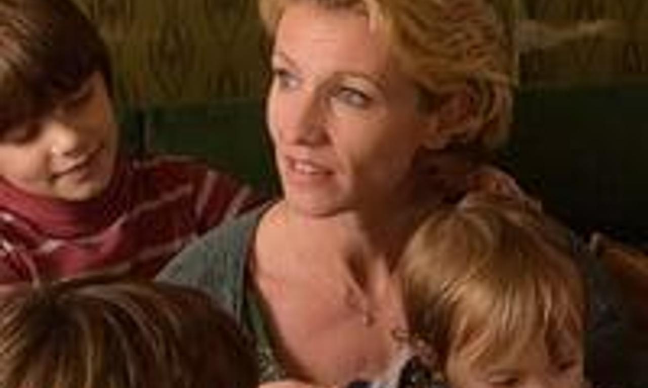 Après moi le bonheur - Where to Watch and Stream Online – Entertainment.ie