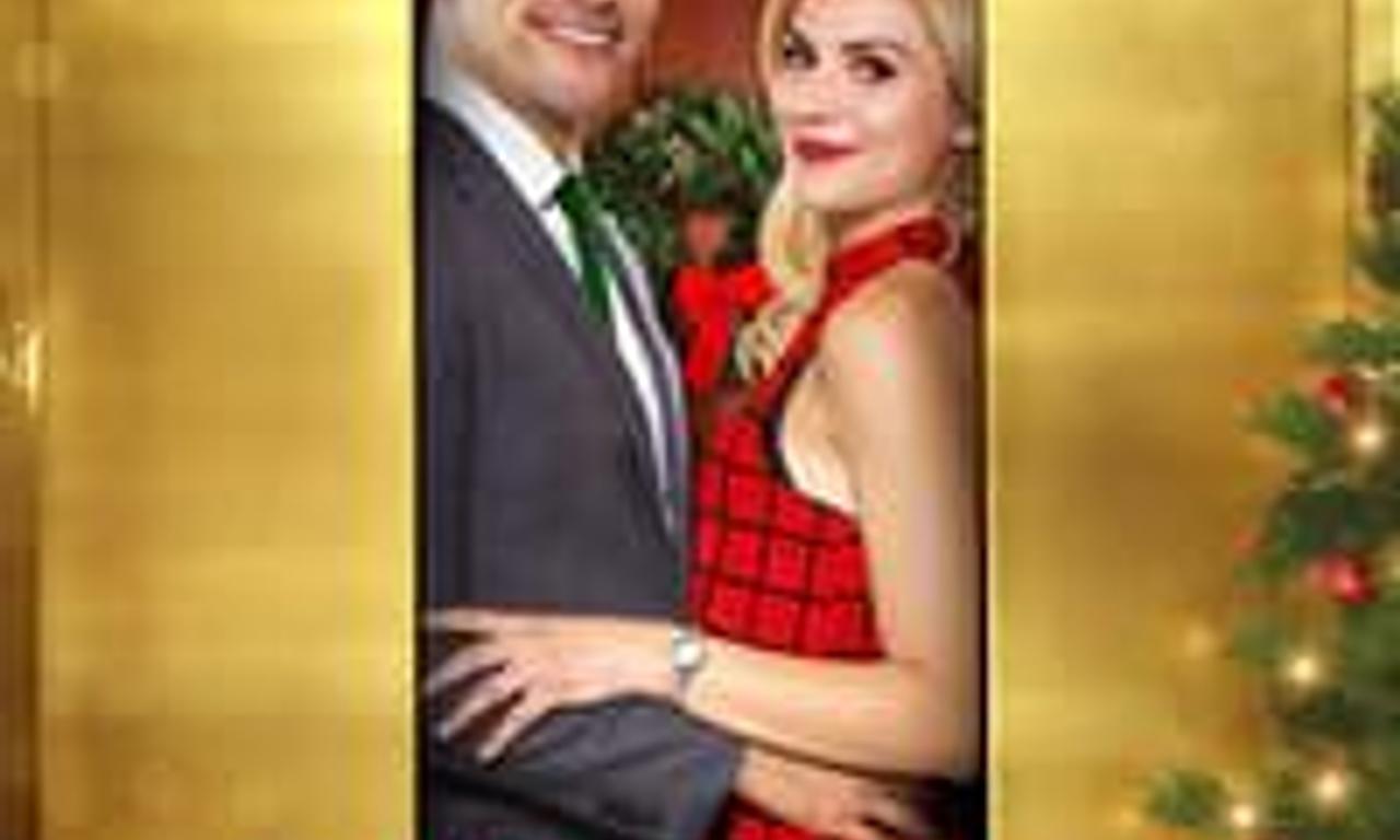 header image for Merry Kissmas