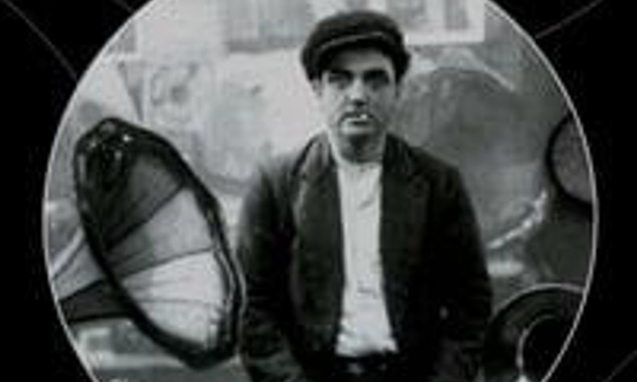 header image for À Nous la Liberté