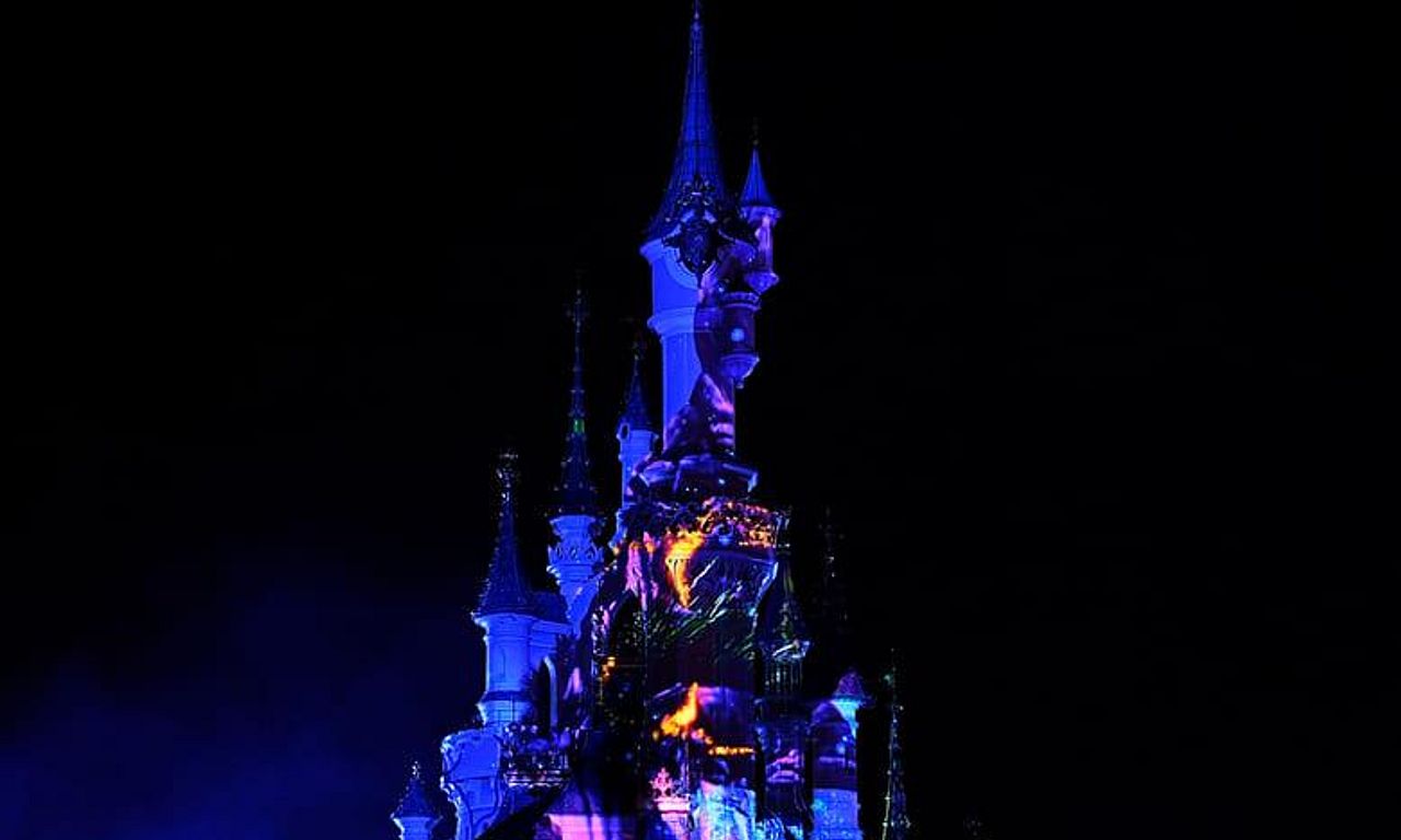 header image for Disney Illuminations Firework Show Disneyland Paris