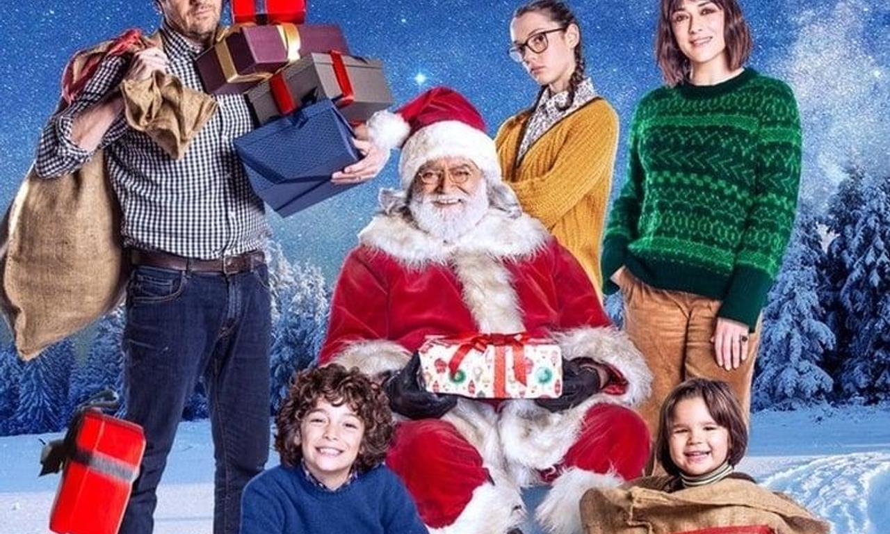 header image for 10 Days with Santa Claus