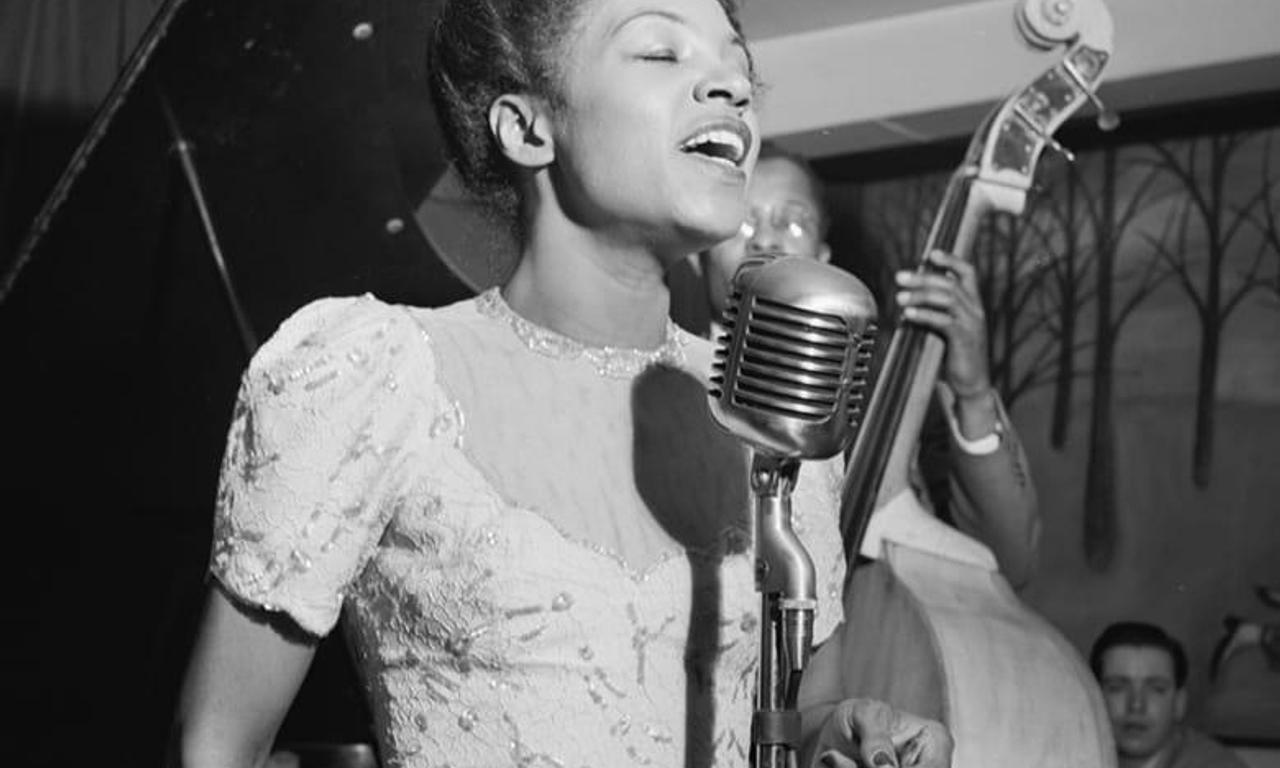 header image for Maxine Sullivan: Love to Be in Love