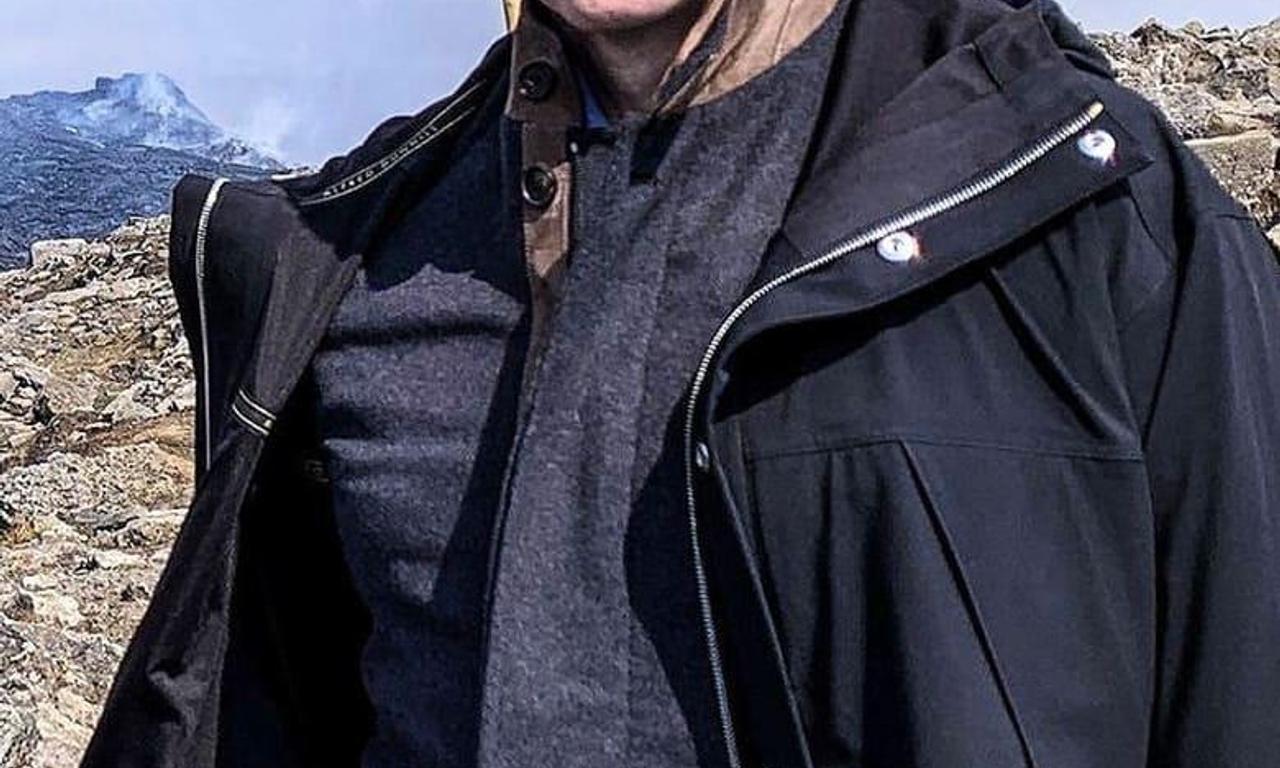 header image for Iceland with Alexander Armstrong