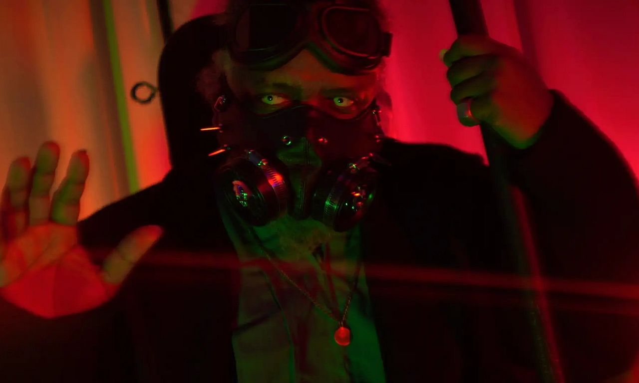 header image for Gasmask Girl