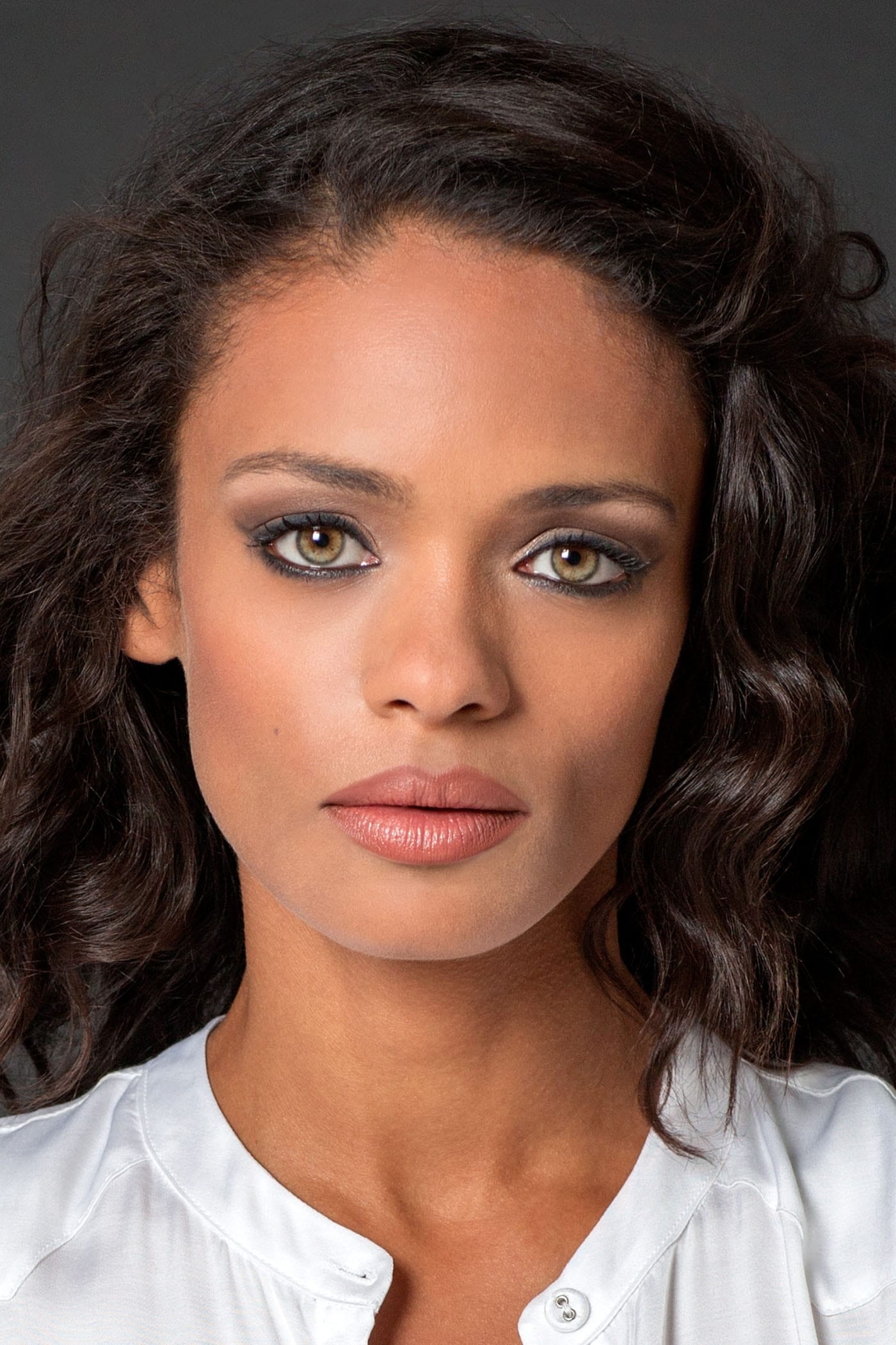 Kandyse McClure - About - Entertainment.ie