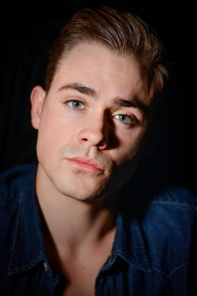 Dacre Montgomery - About - Entertainment.ie