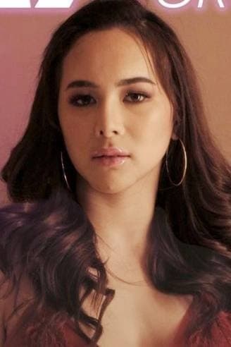 Julia Victoria - About - Entertainment.ie