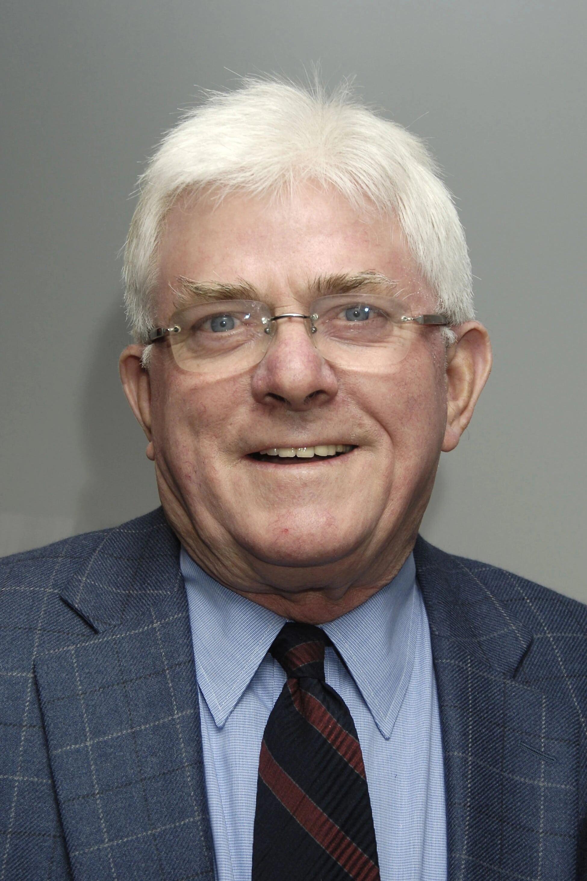 Phil Donahue About Entertainment.ie