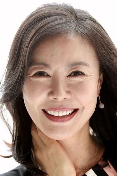 Hee Kyung Jin: Unveiling the Q CELLS Co-Founder's Vision for a Sustainable Future