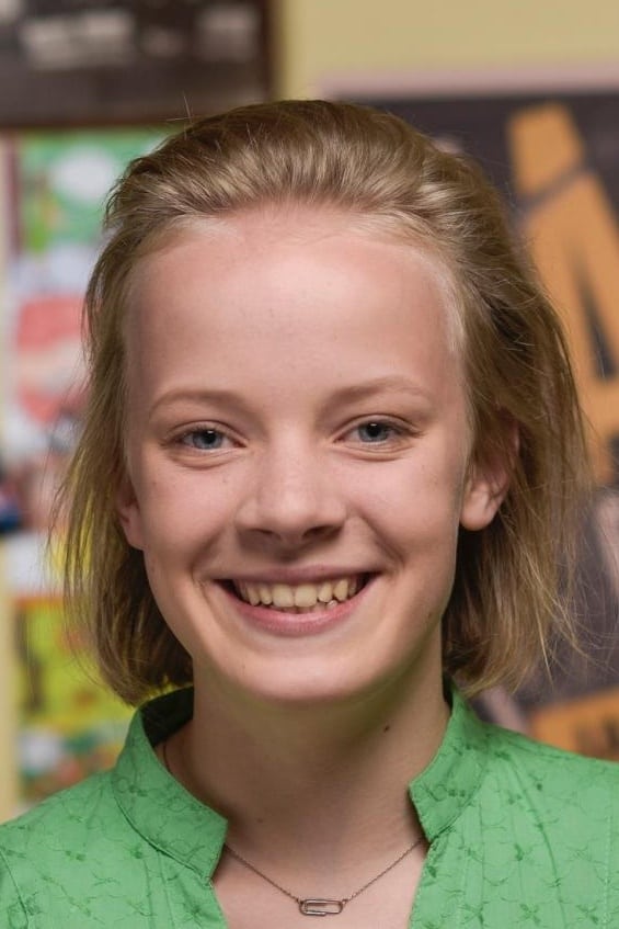 Luna Kuse - About - Entertainment.ie