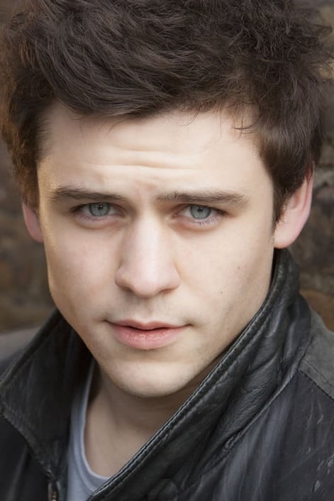 Tommy Bastow About Entertainmentie 