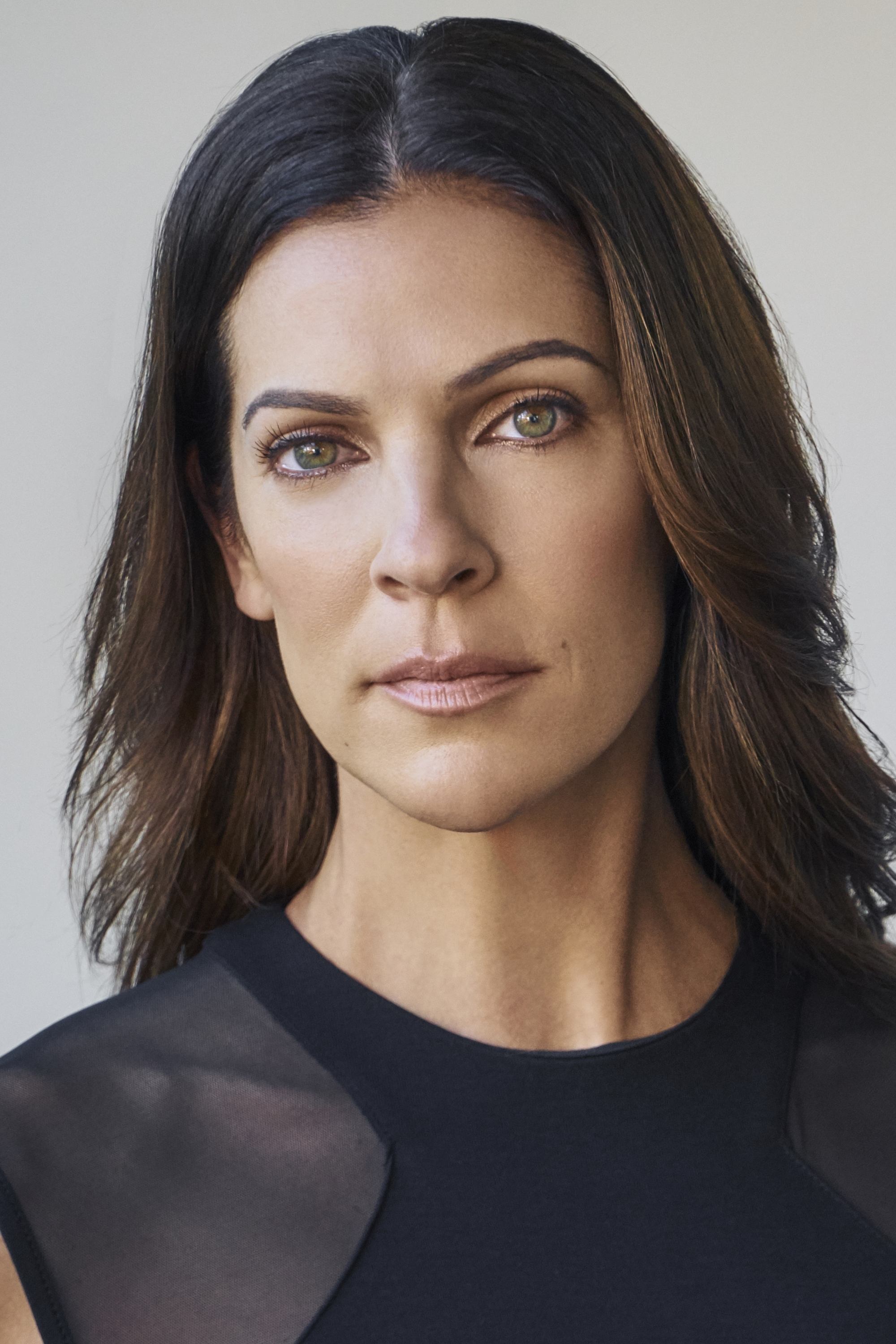 Heather Mazur About Entertainment.ie