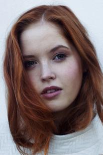 Ellie Bamber