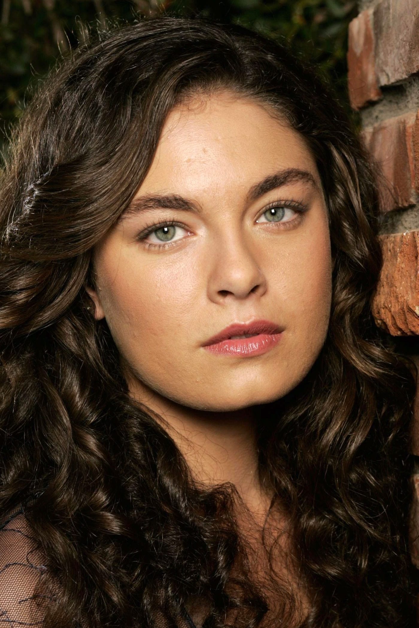 Alexa Davalos About Entertainment.ie