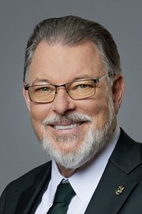 Jonathan Frakes