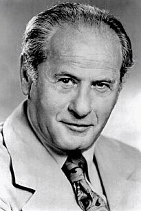 Eli Wallach