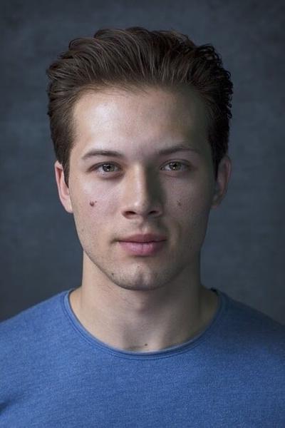 Leo Howard