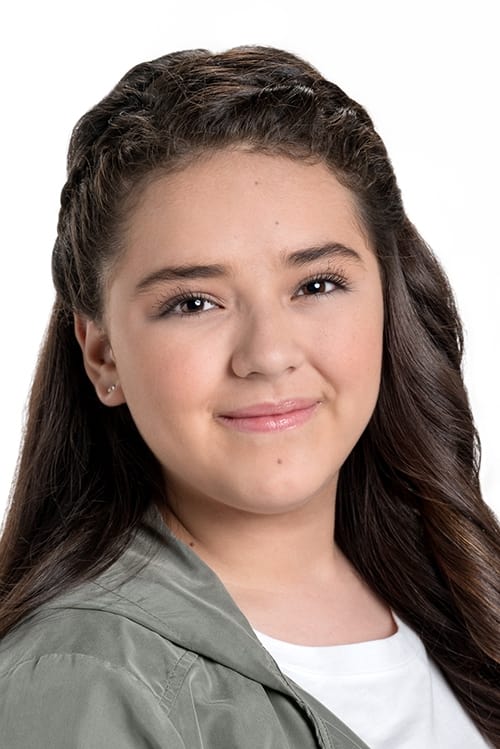 Macarena Oz - About - Entertainment.ie