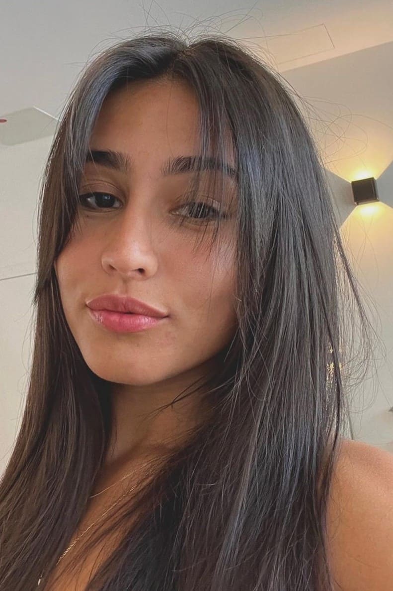 Aurelia Lamprecht About Entertainment.ie