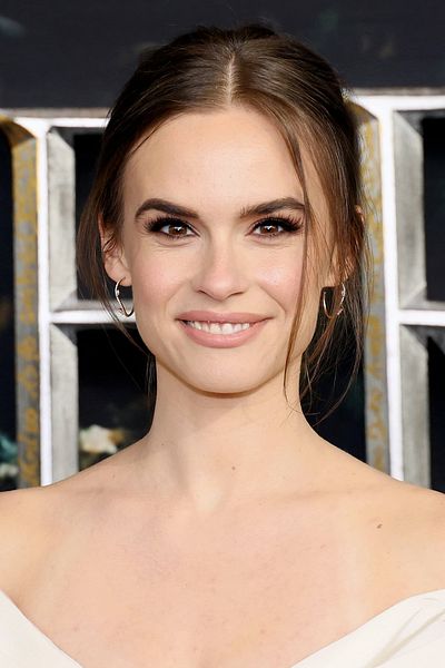 Ema Horvath - About - Entertainment.ie