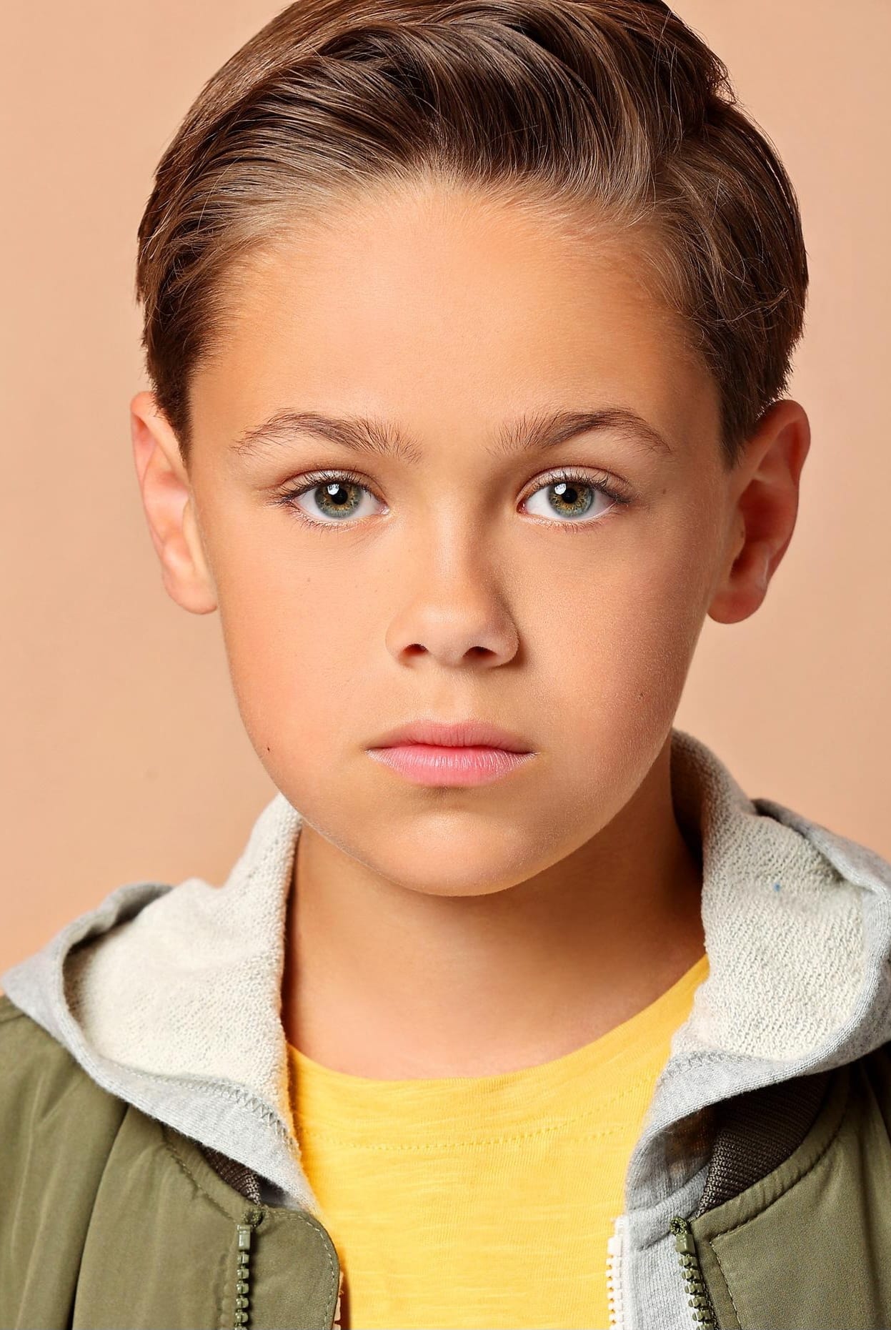 Kellen Raffaelo - About - Entertainment.ie