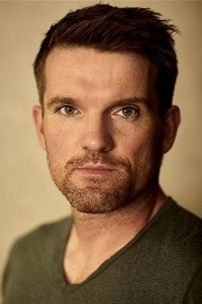 Dean Ashton