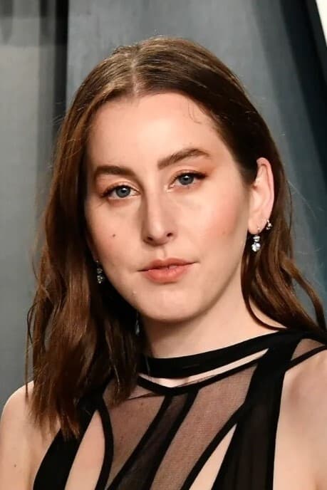 Alana Haim - About - Entertainment.ie