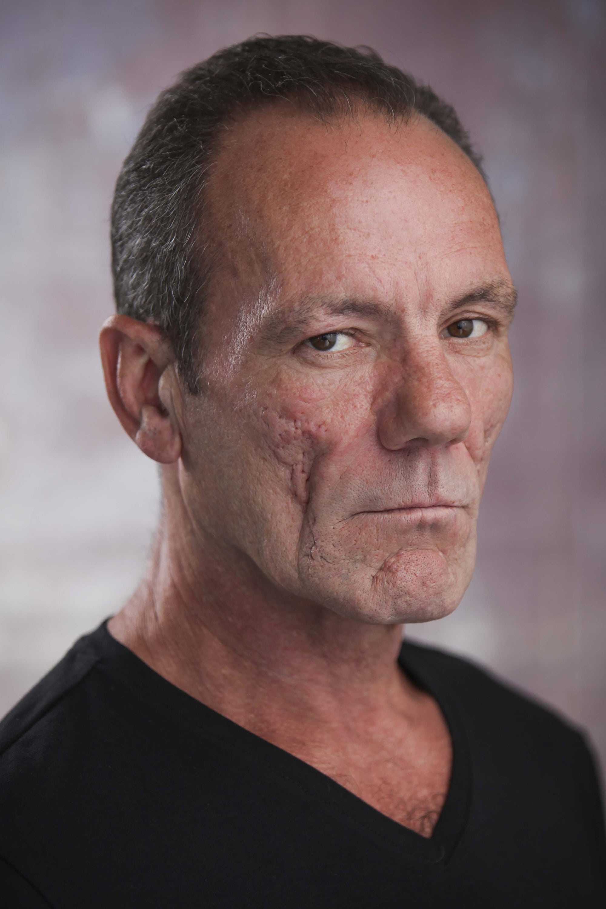 Toby Sauerback - About - Entertainment.ie