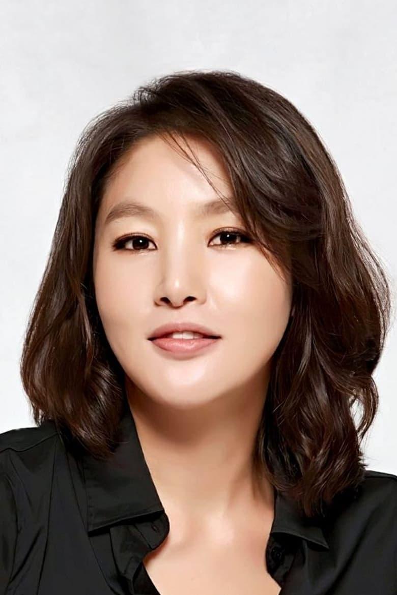 Park Ji-young - About - Entertainment.ie