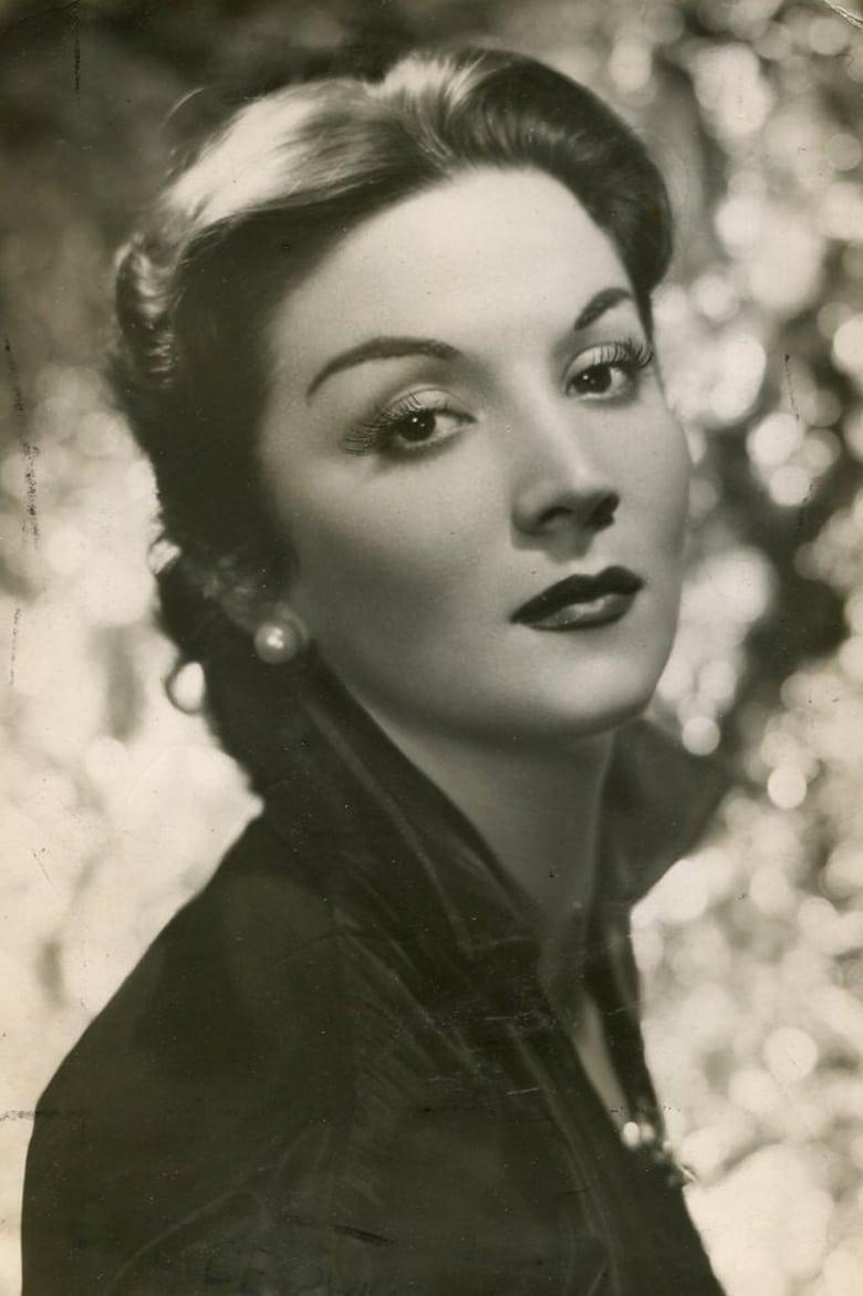 Julia Sandoval - About - Entertainment.ie