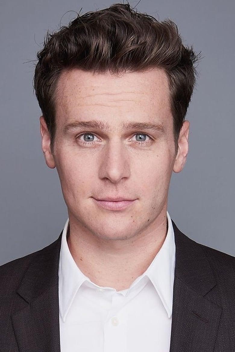 Jonathan Groff - About - Entertainment.ie