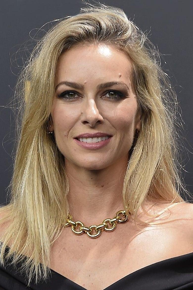 Kira Miró - About - Entertainment.ie