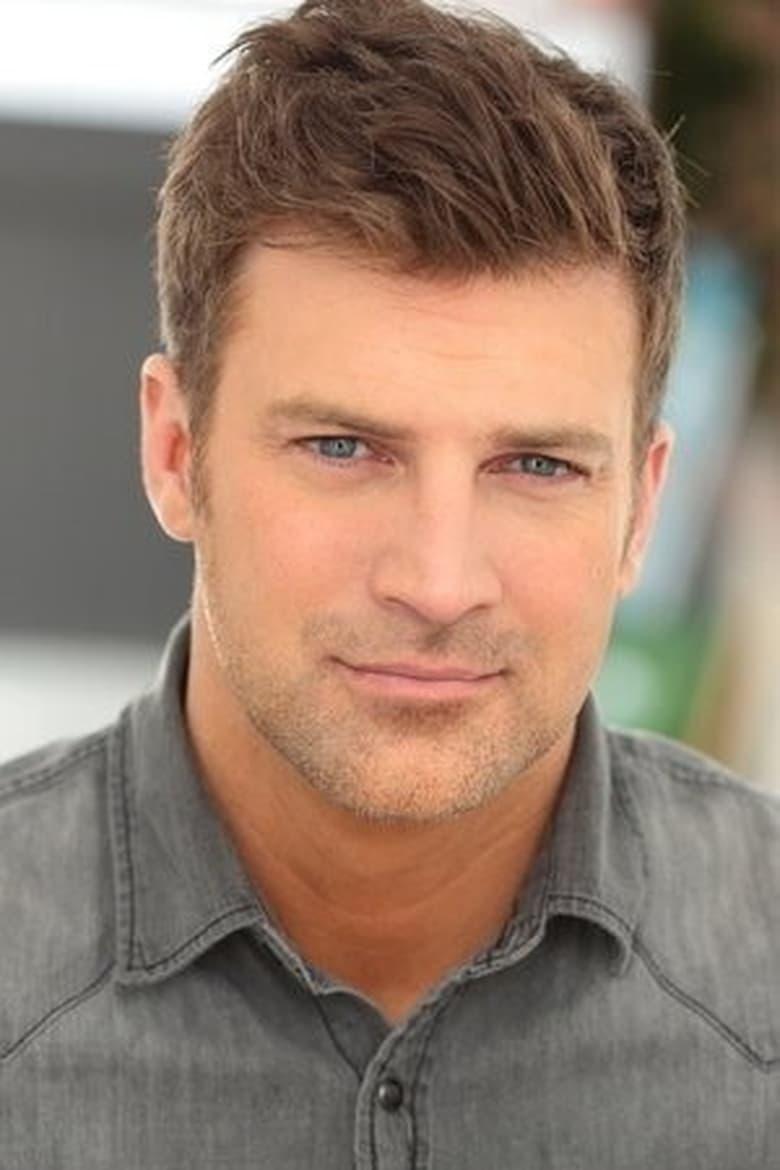 Houston Rhines - About - Entertainment.ie