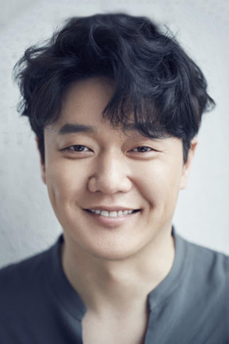 Xiao Yang - About - Entertainment.ie